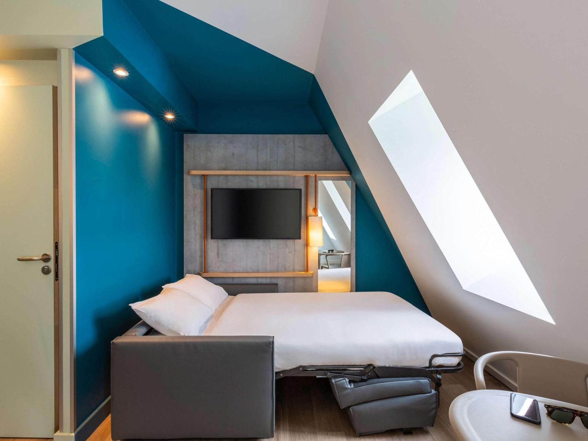 ibis budget Paris Clichy Mairie Exterior foto