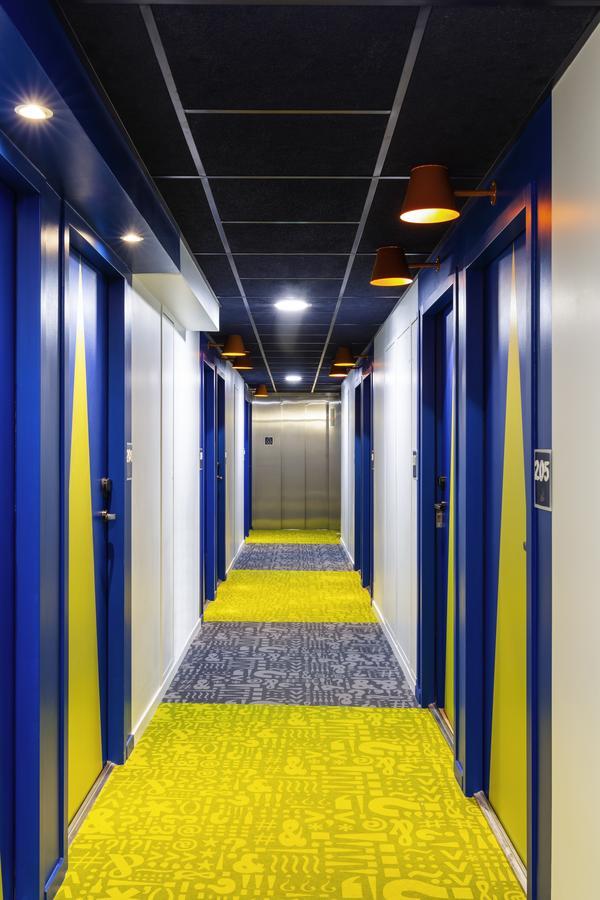 ibis budget Paris Clichy Mairie Exterior foto